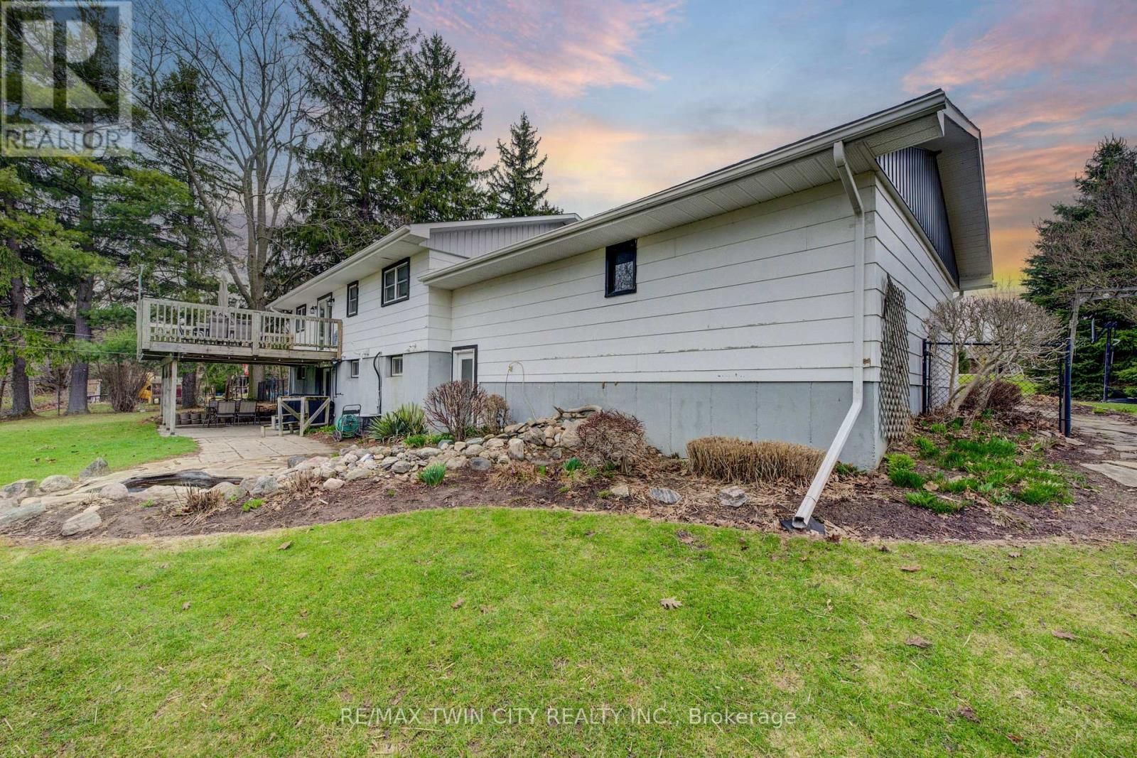 59 WASHINGTON STREET EAST Image 38