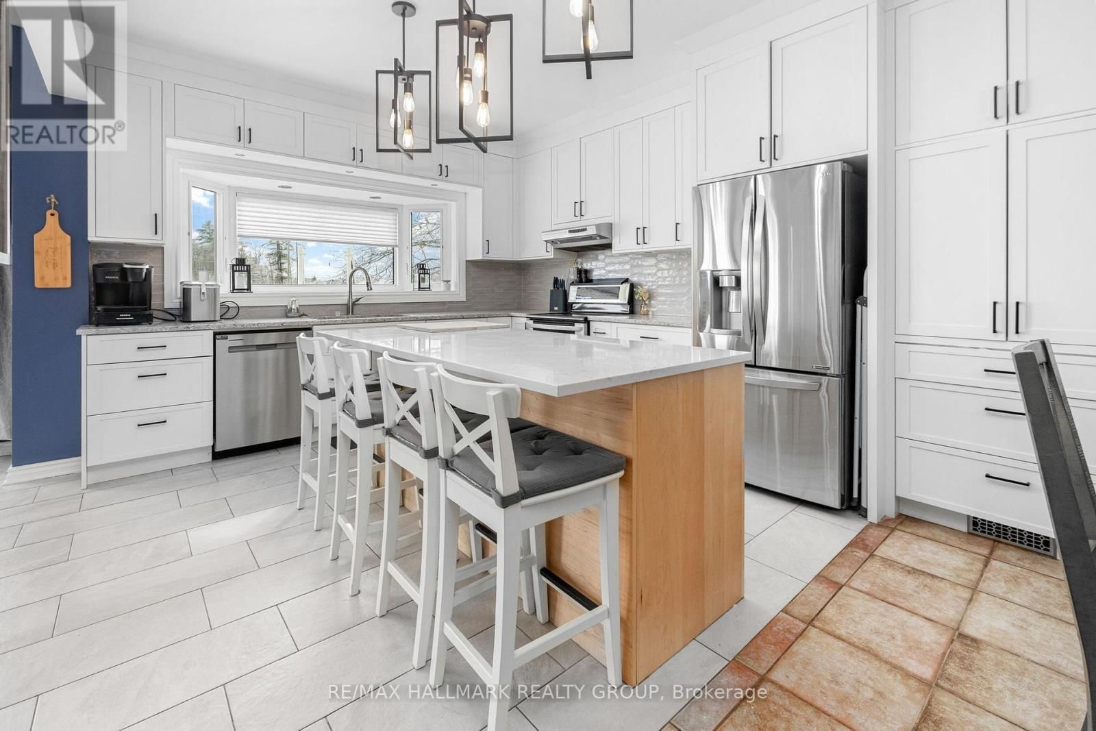 1421 TALCY CRESCENT Image 16