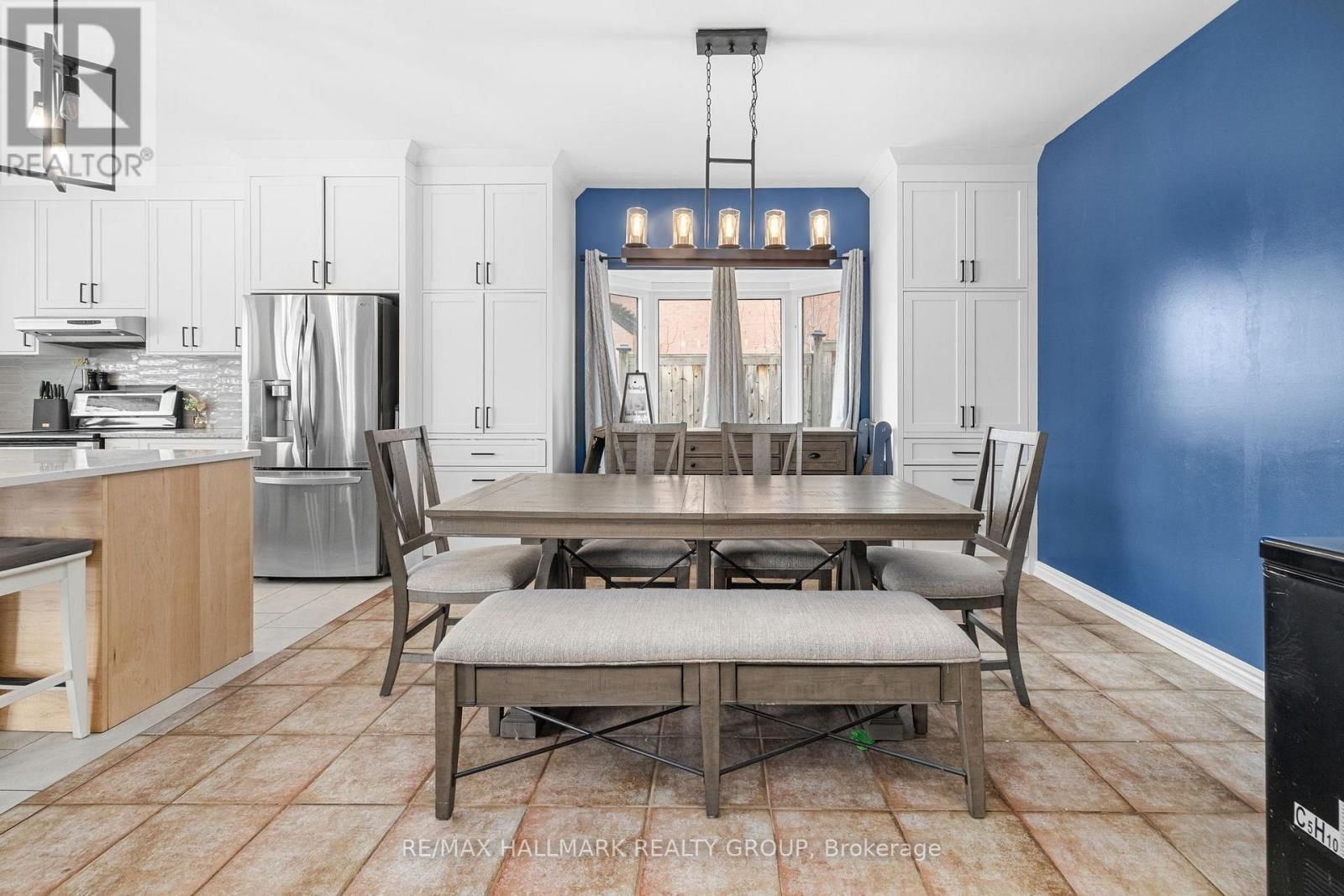 1421 TALCY CRESCENT Image 22