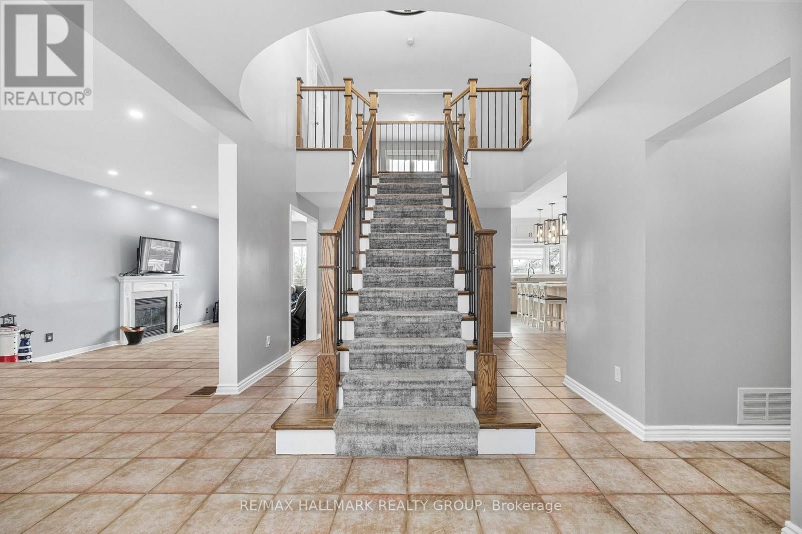 1421 TALCY CRESCENT Image 3