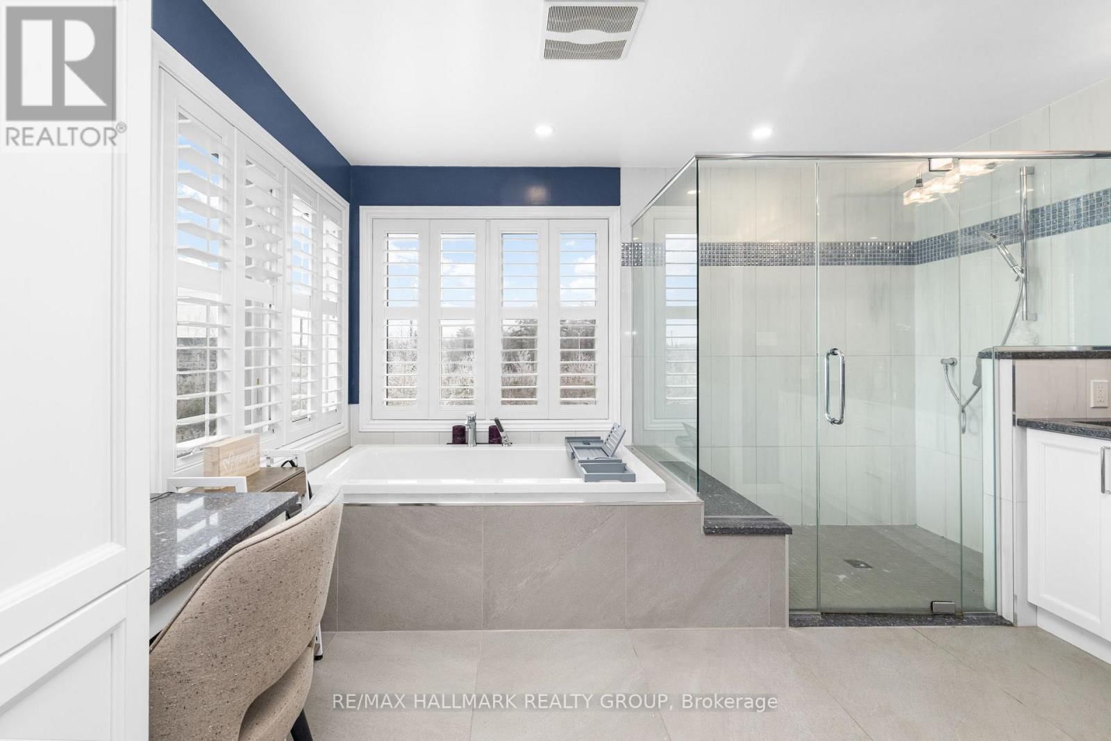 1421 TALCY CRESCENT Image 35