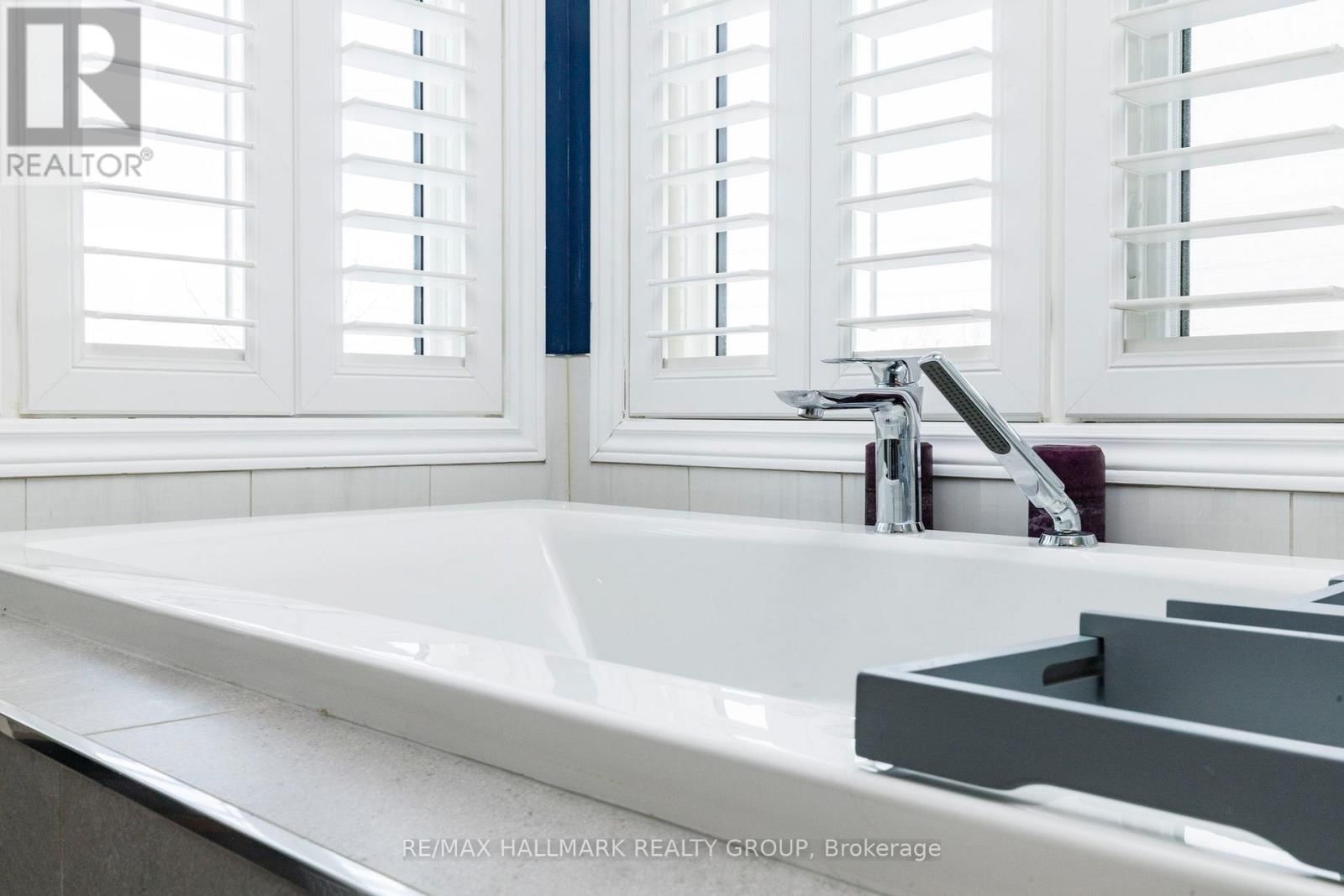 1421 TALCY CRESCENT Image 37