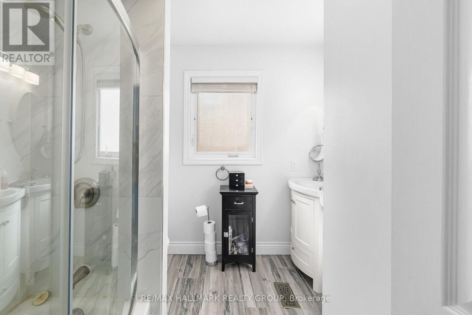 1421 TALCY CRESCENT Image 42