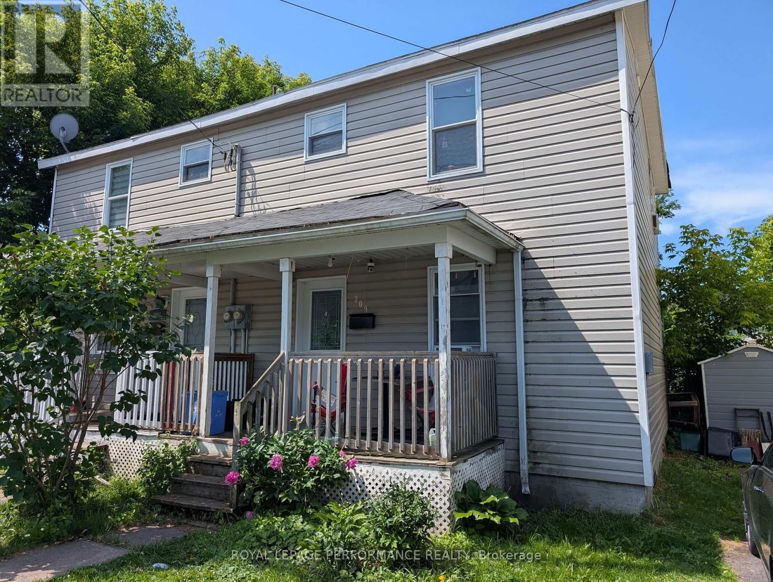 307-309 PRINCE ARTHURE STREET Image 12