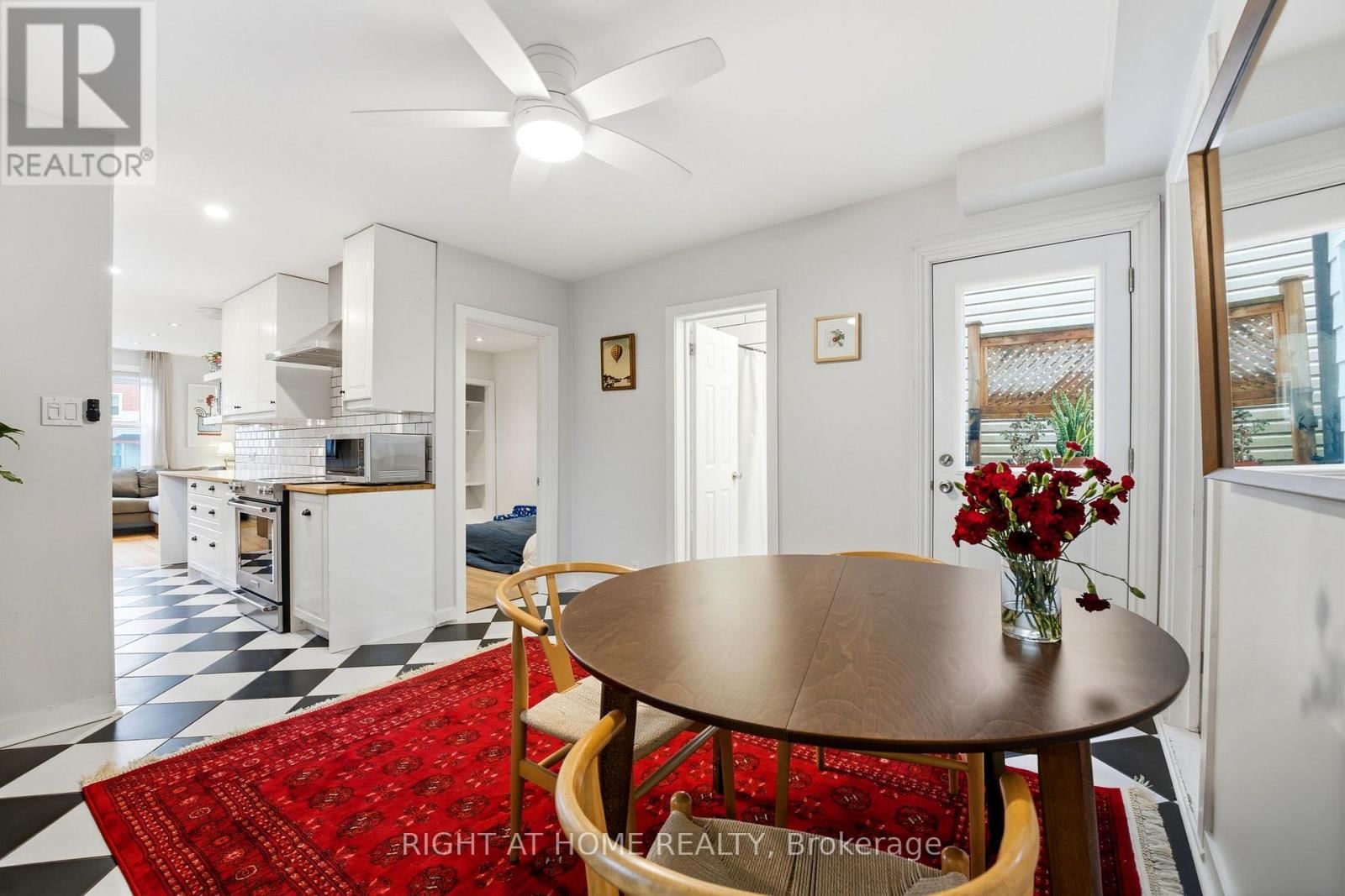 209 MARIER AVENUE Image 10