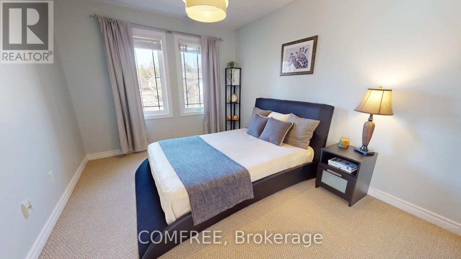 239 HUNTERBROOK STREET Image 25