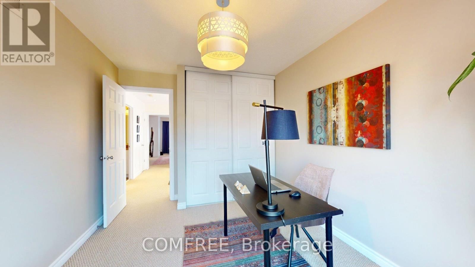 239 HUNTERBROOK STREET Image 28