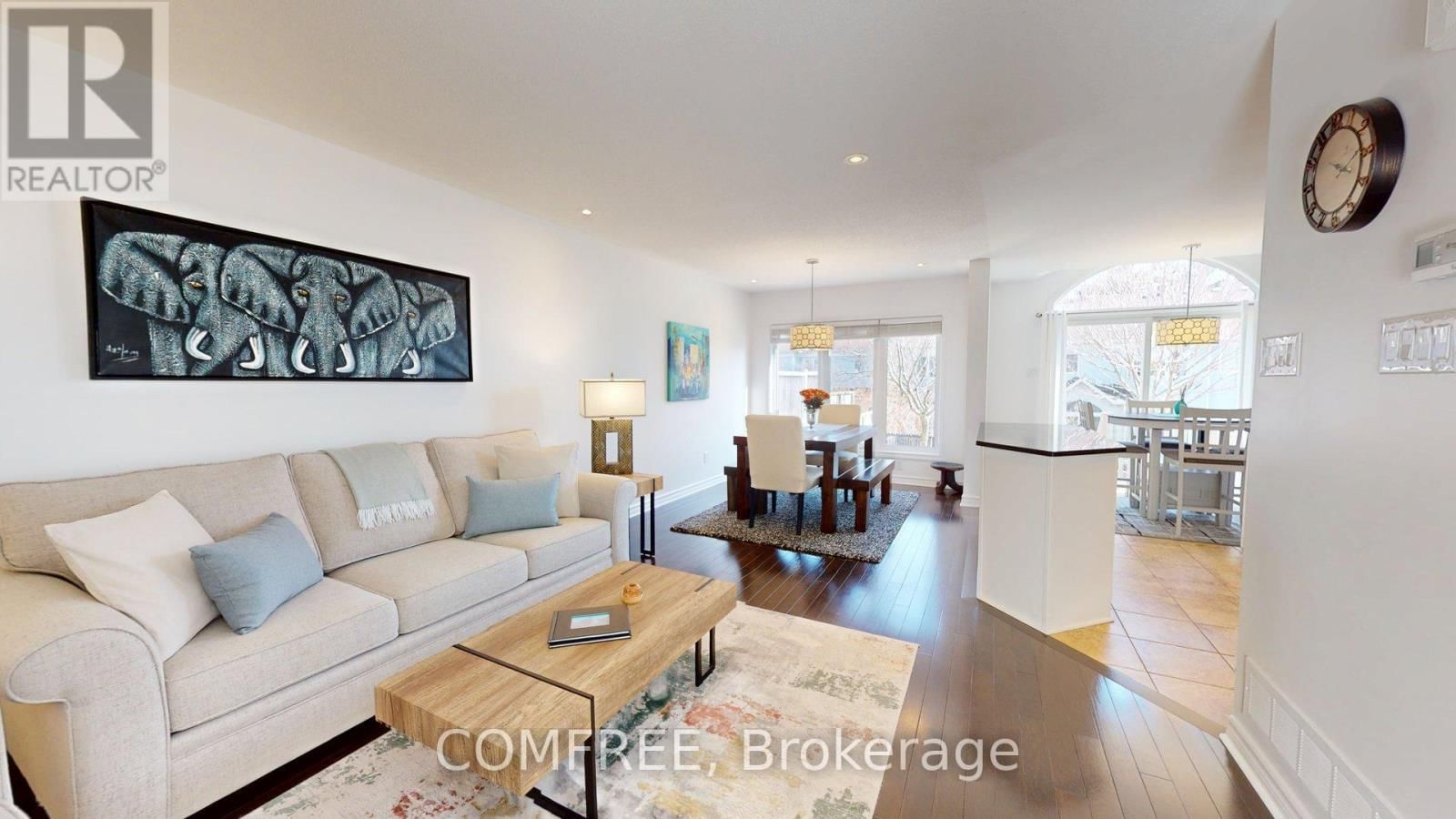 239 HUNTERBROOK STREET Image 9