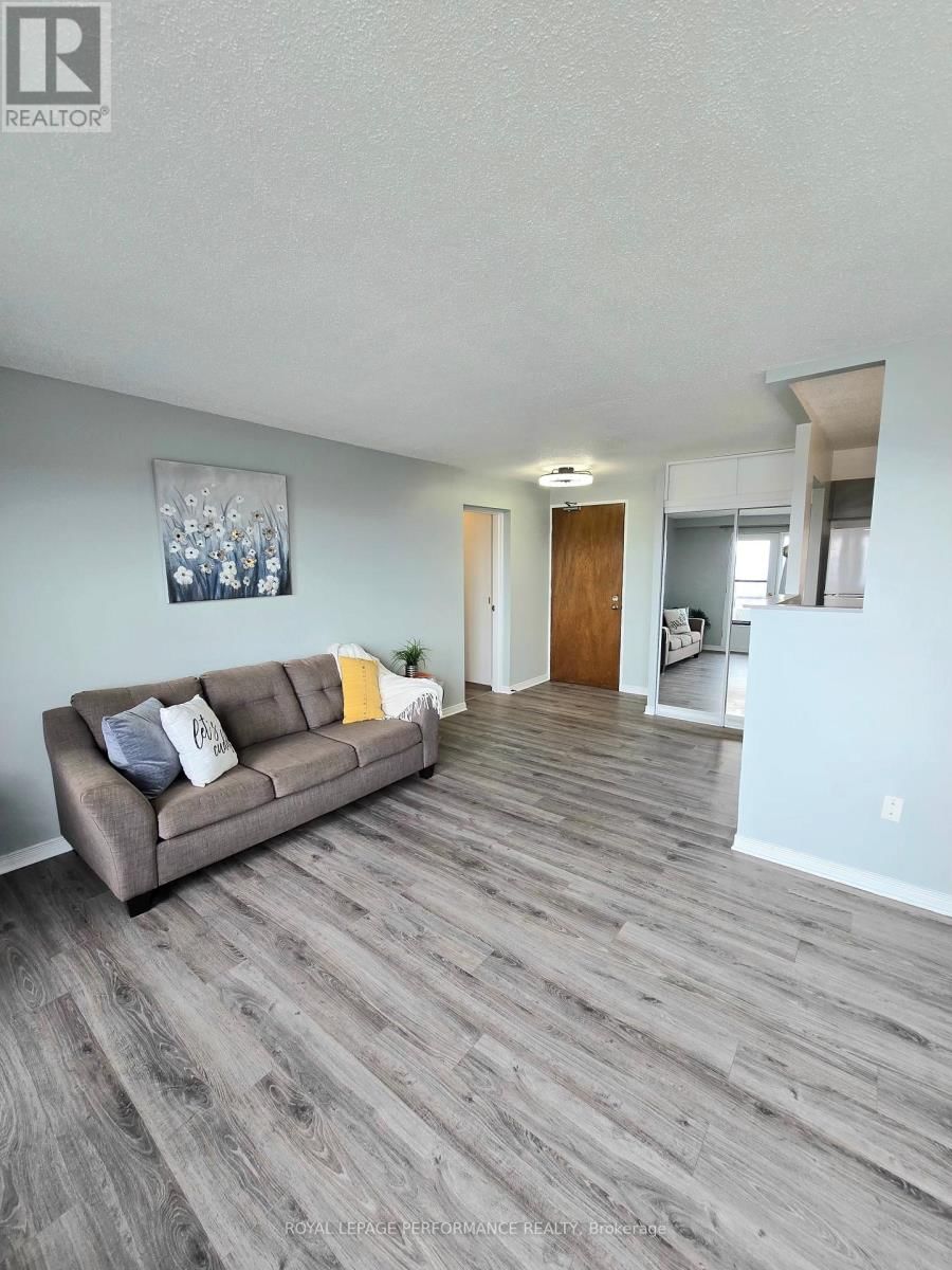 1113 - 20 CHESTERTON DRIVE Image 10