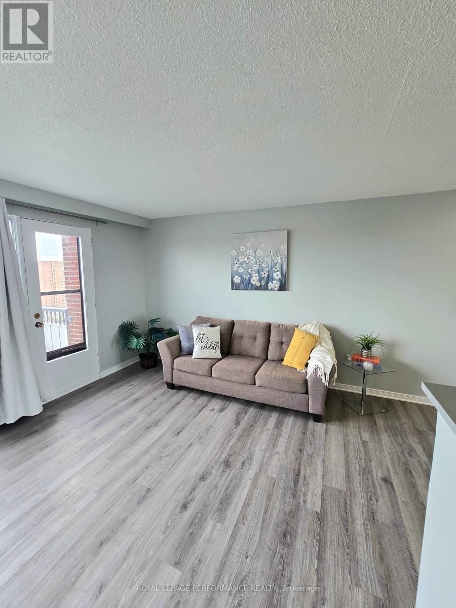 1113 - 20 CHESTERTON DRIVE Image 18