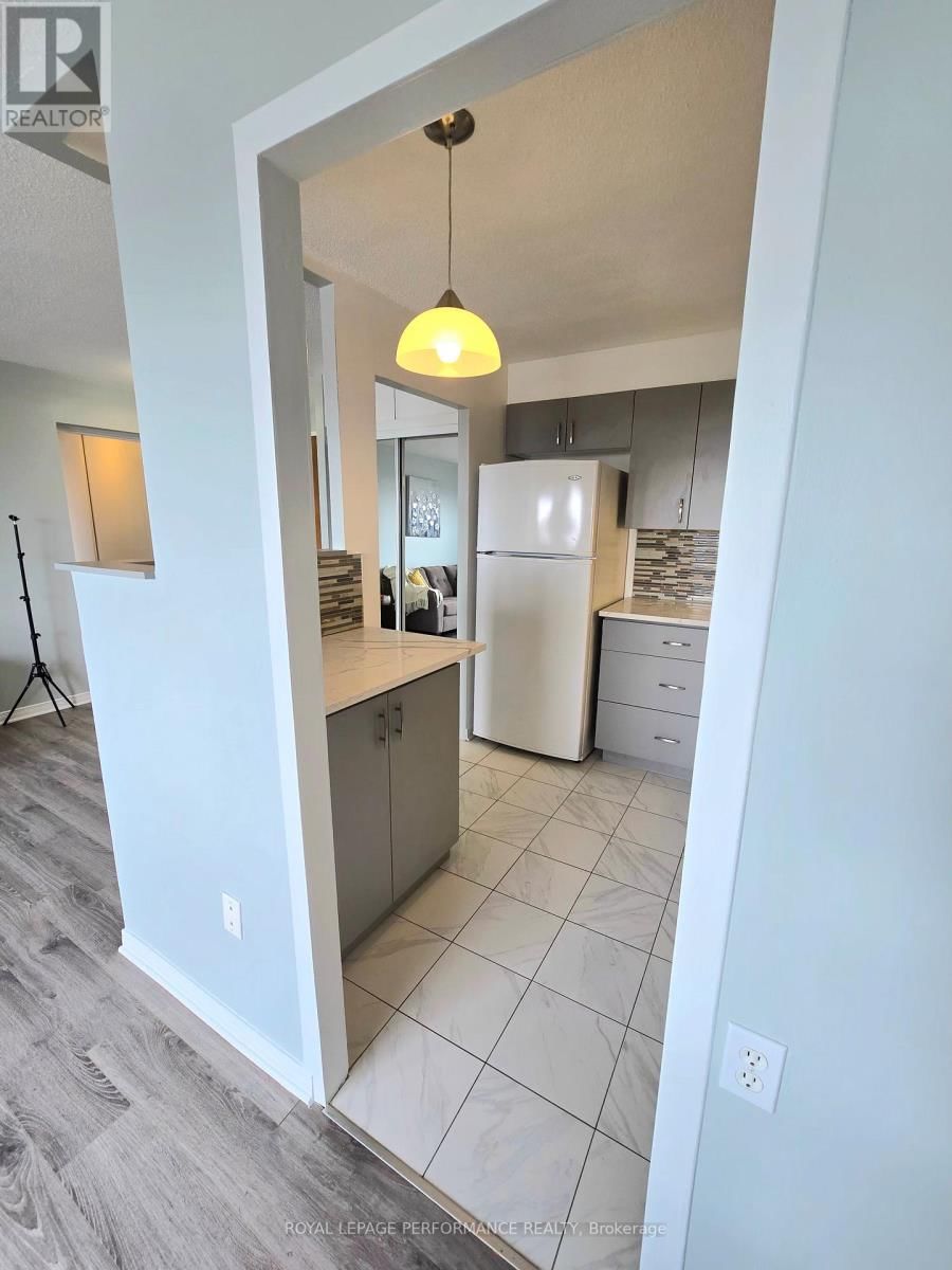 1113 - 20 CHESTERTON DRIVE Image 23