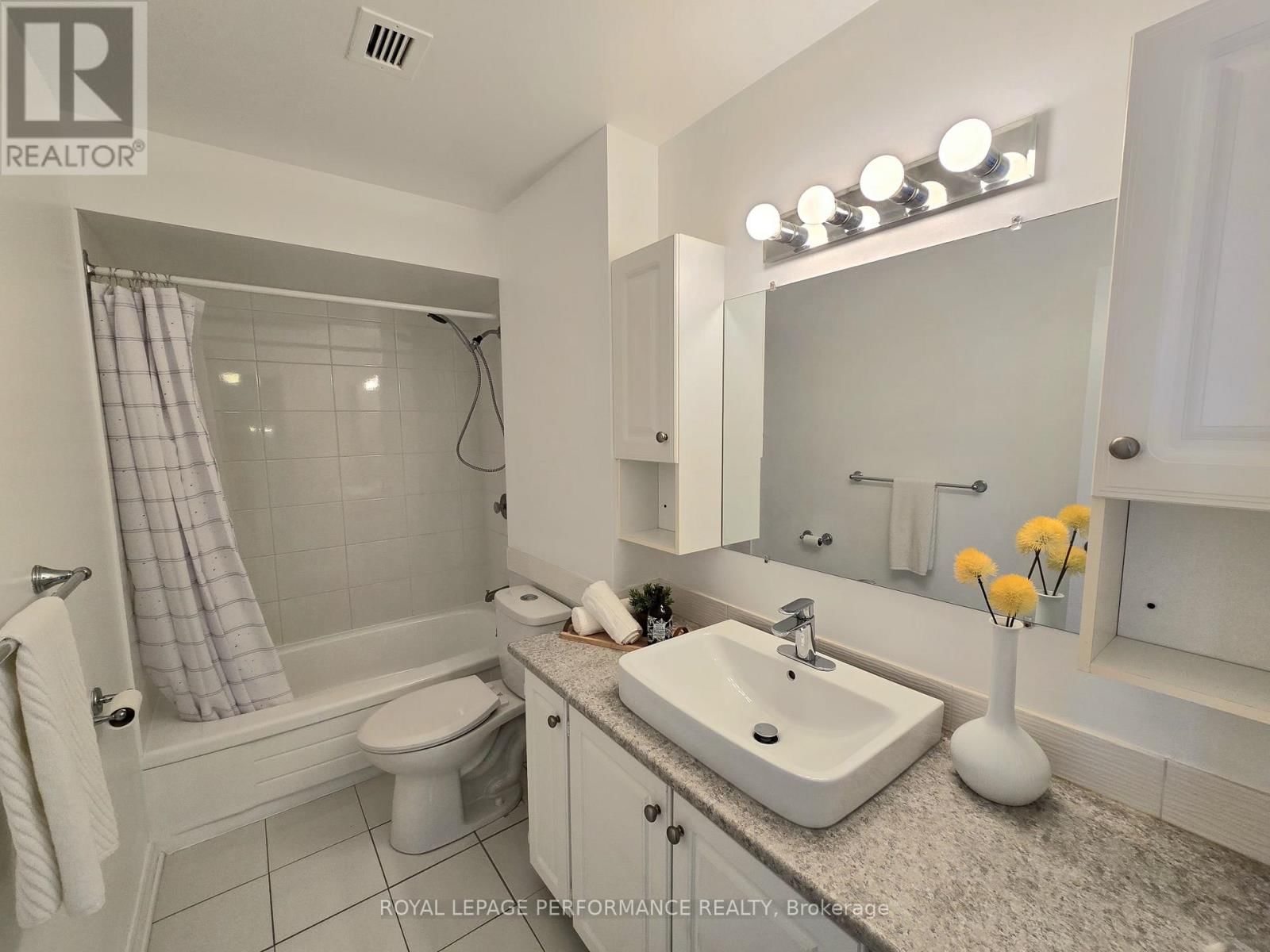 1113 - 20 CHESTERTON DRIVE Image 31