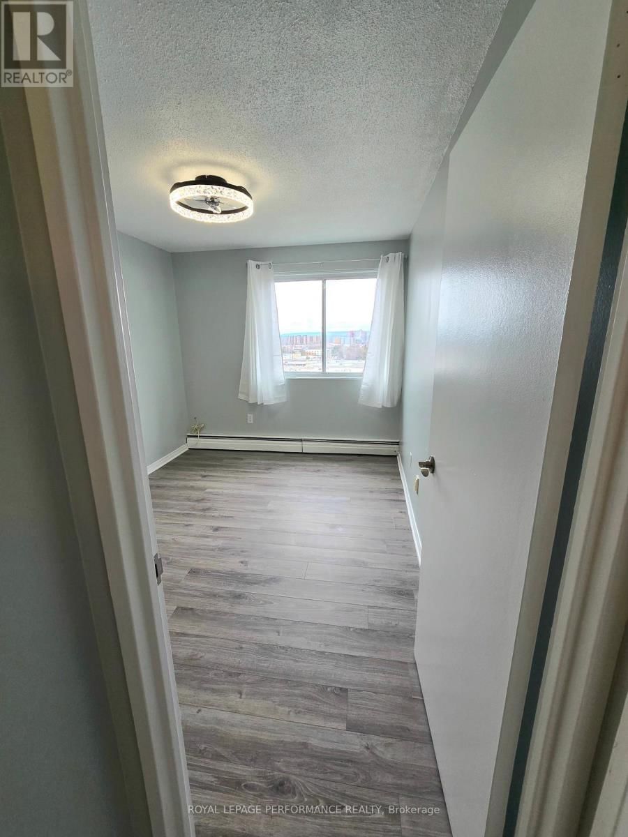 1113 - 20 CHESTERTON DRIVE Image 40