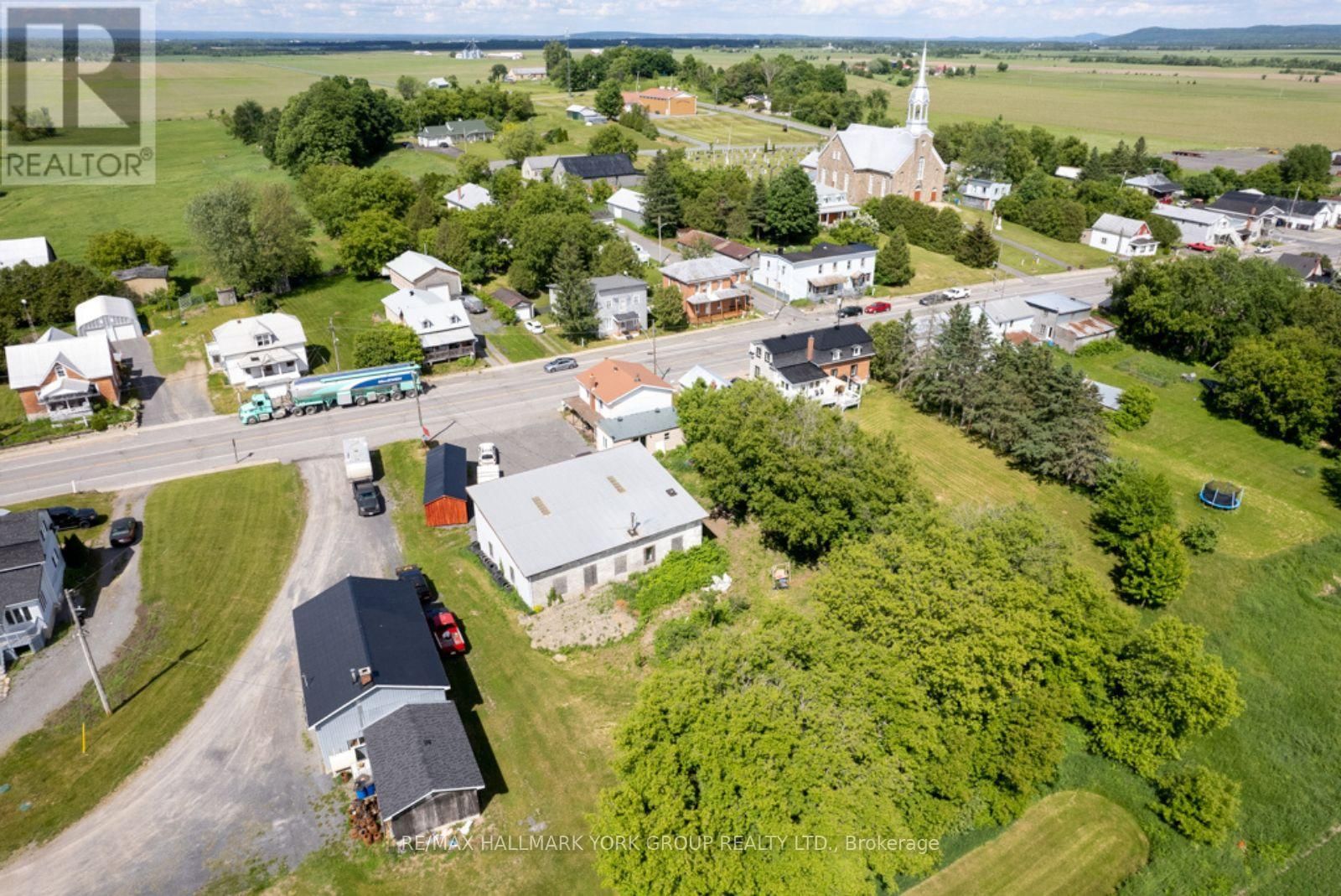 754 COUNTY ROAD 18 Image 31