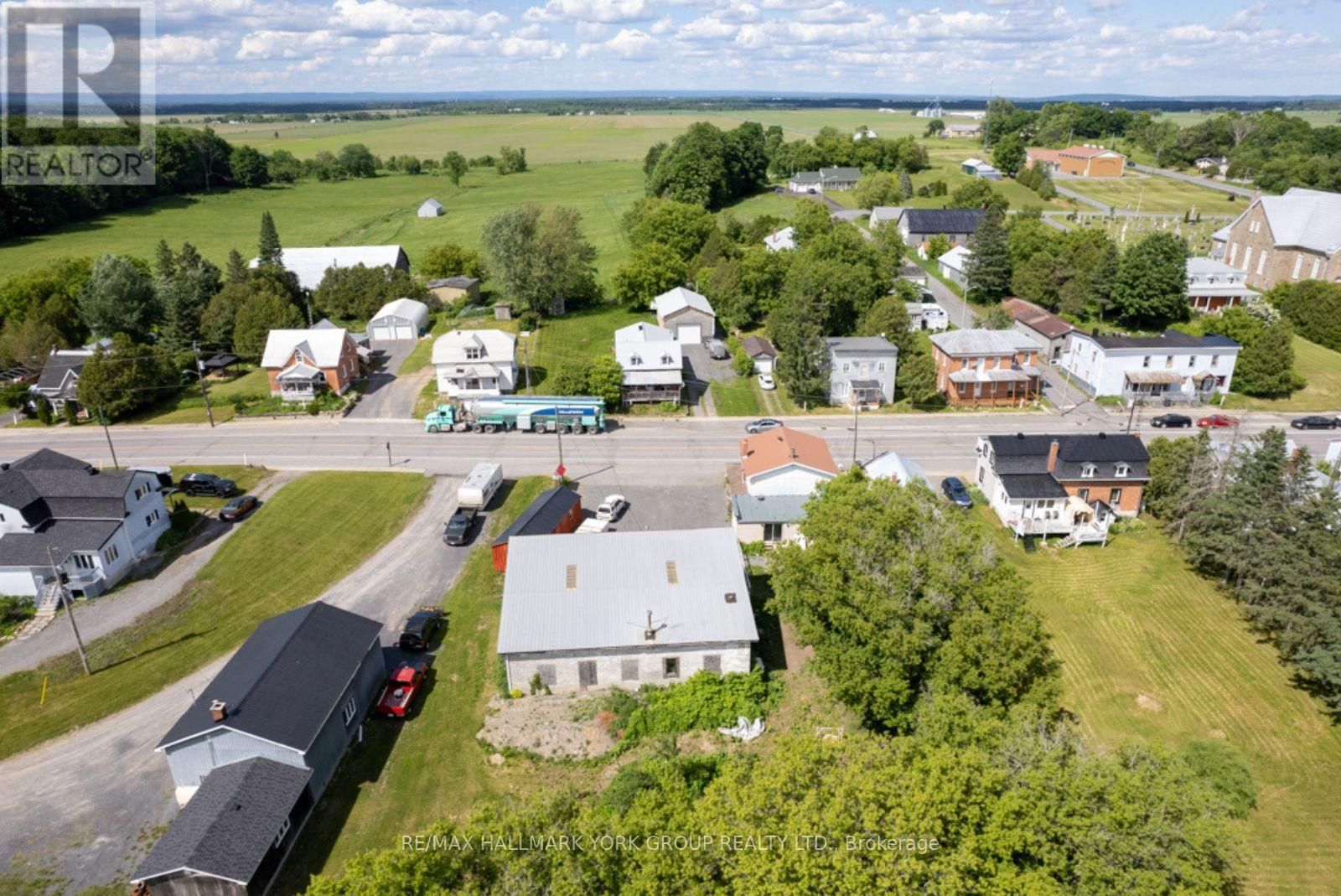 754 COUNTY ROAD 18 Image 32