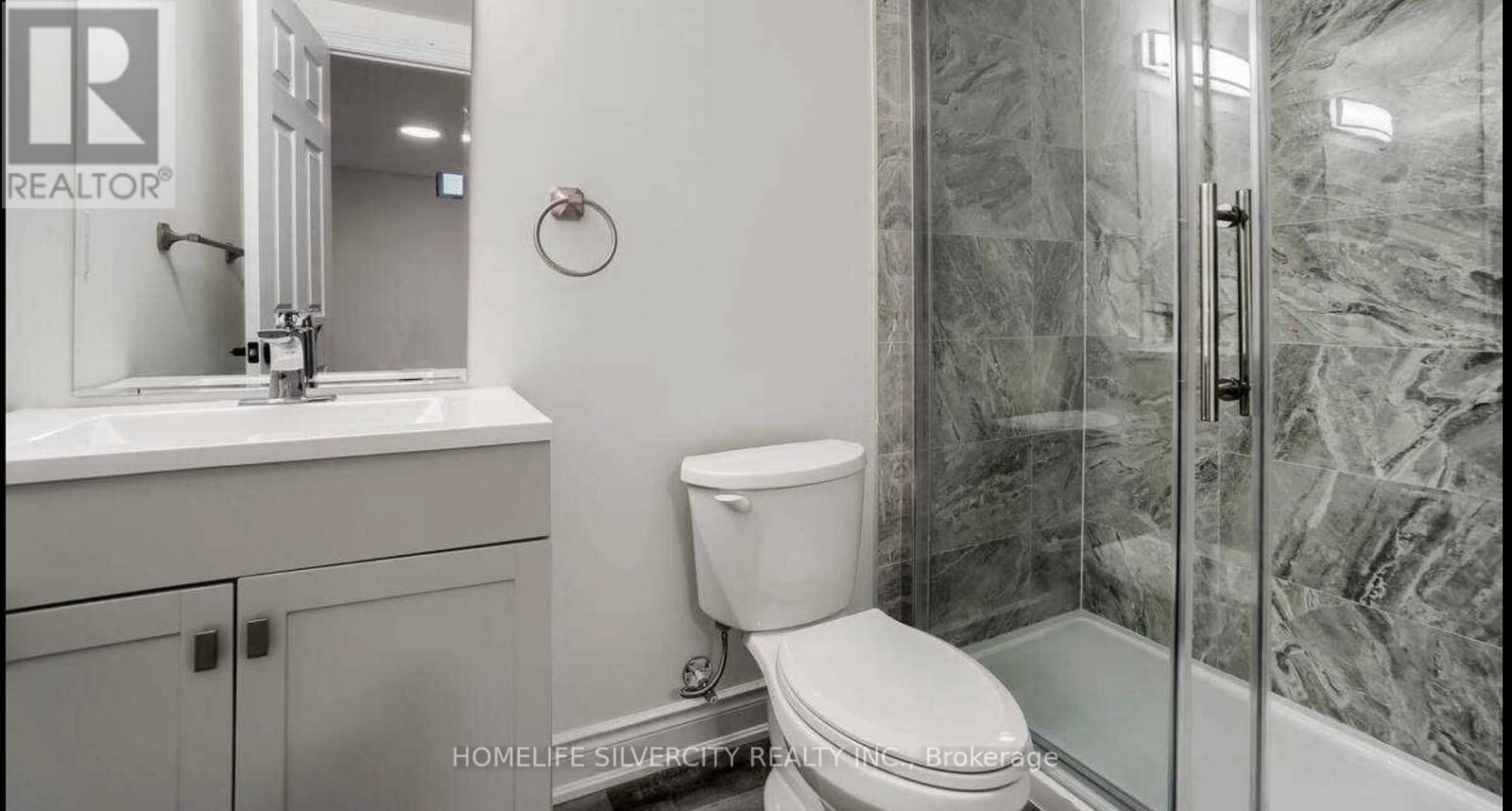 731 ELGIN STREET NORTH Image 6