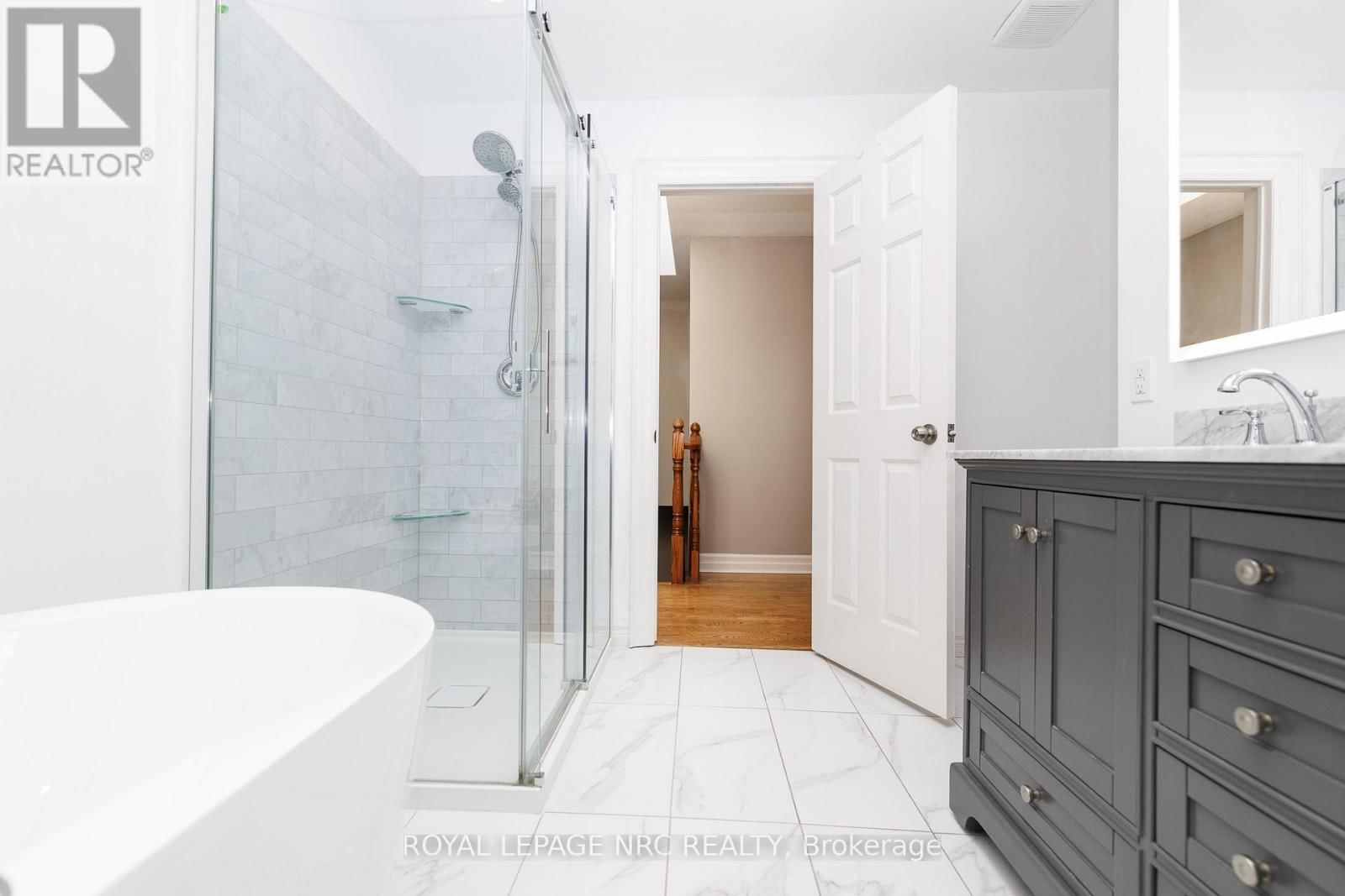 9 NURSERY LANE Image 27