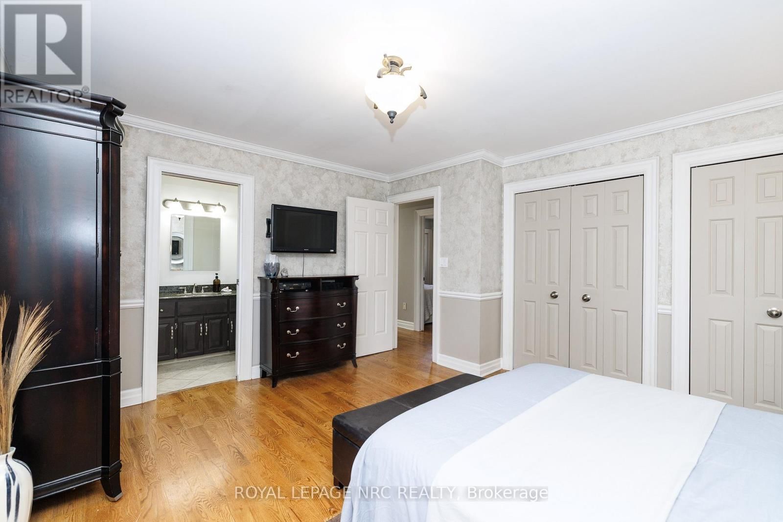 9 NURSERY LANE Image 29