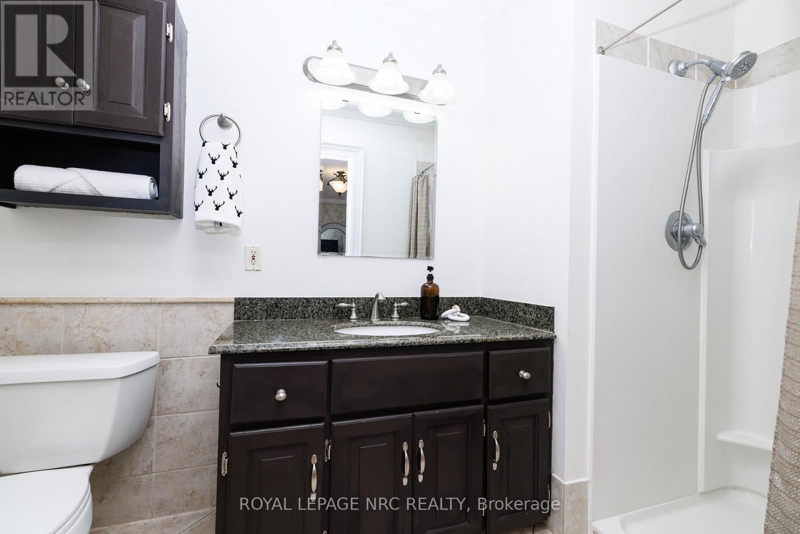 9 NURSERY LANE Image 30