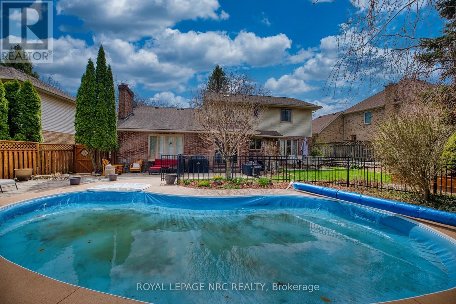 9 NURSERY LANE Image 38