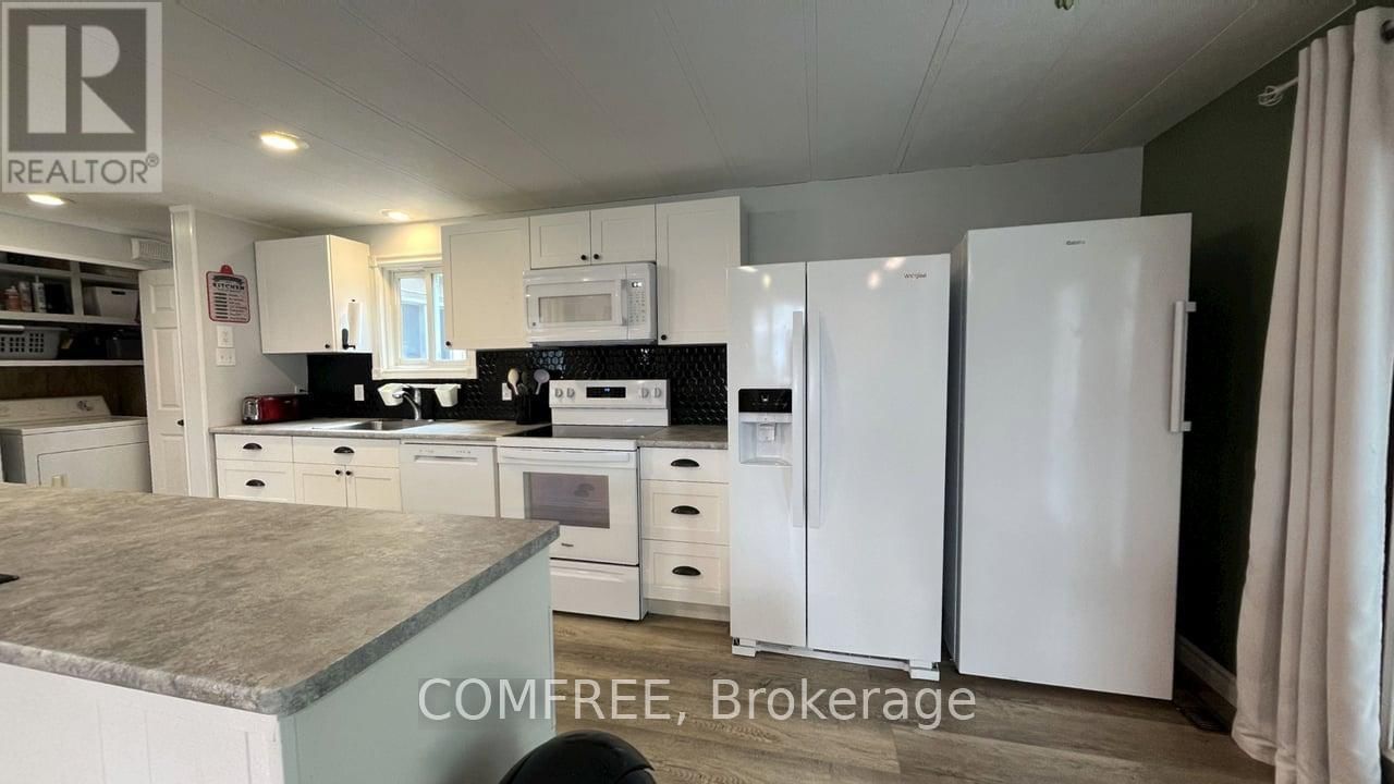 229 BEECH STREET Image 7