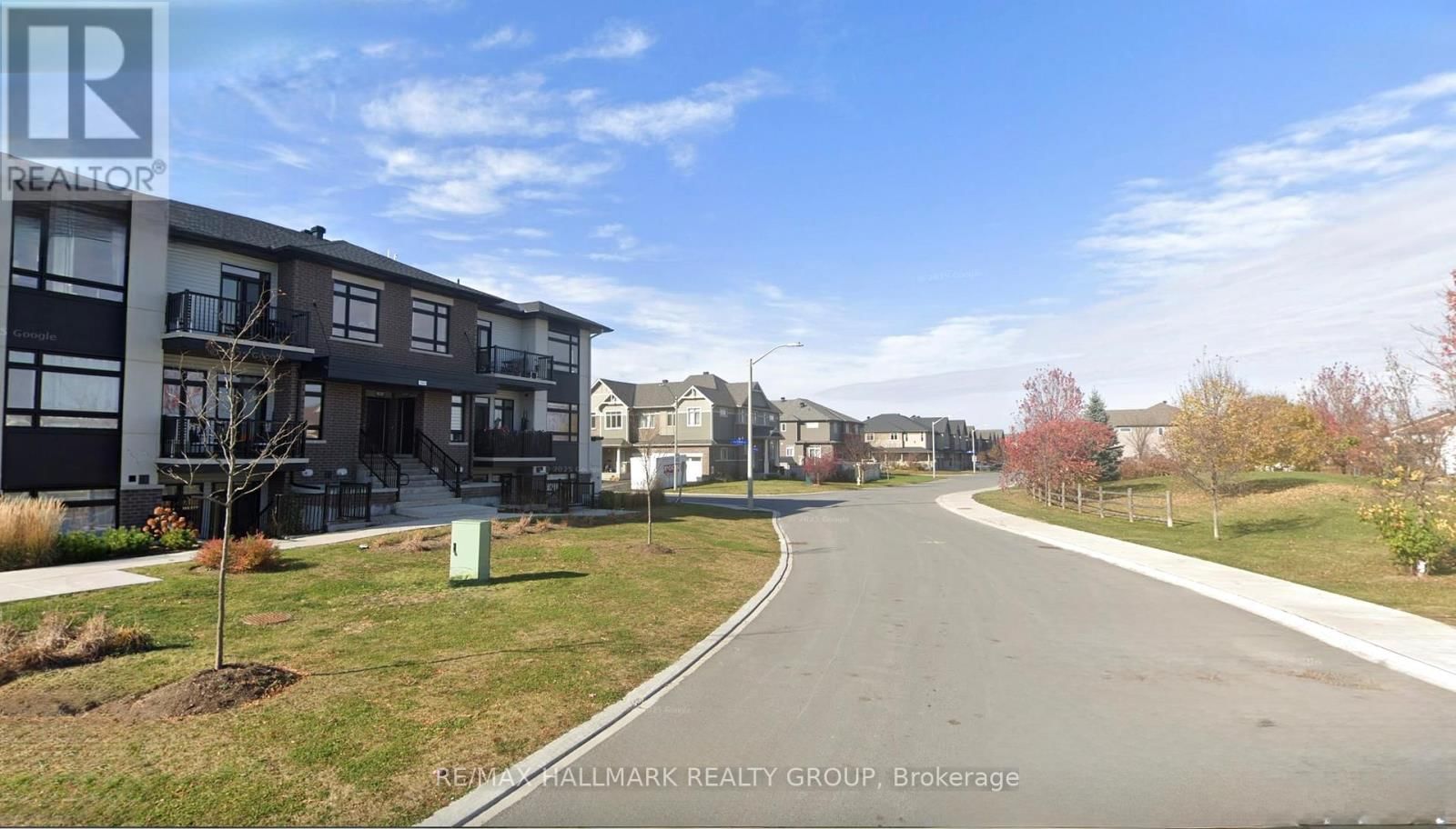 i - 300 TULUM CRESCENT Image 23