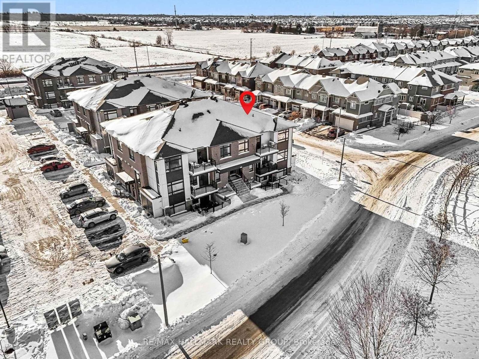 i - 300 TULUM CRESCENT Image 26