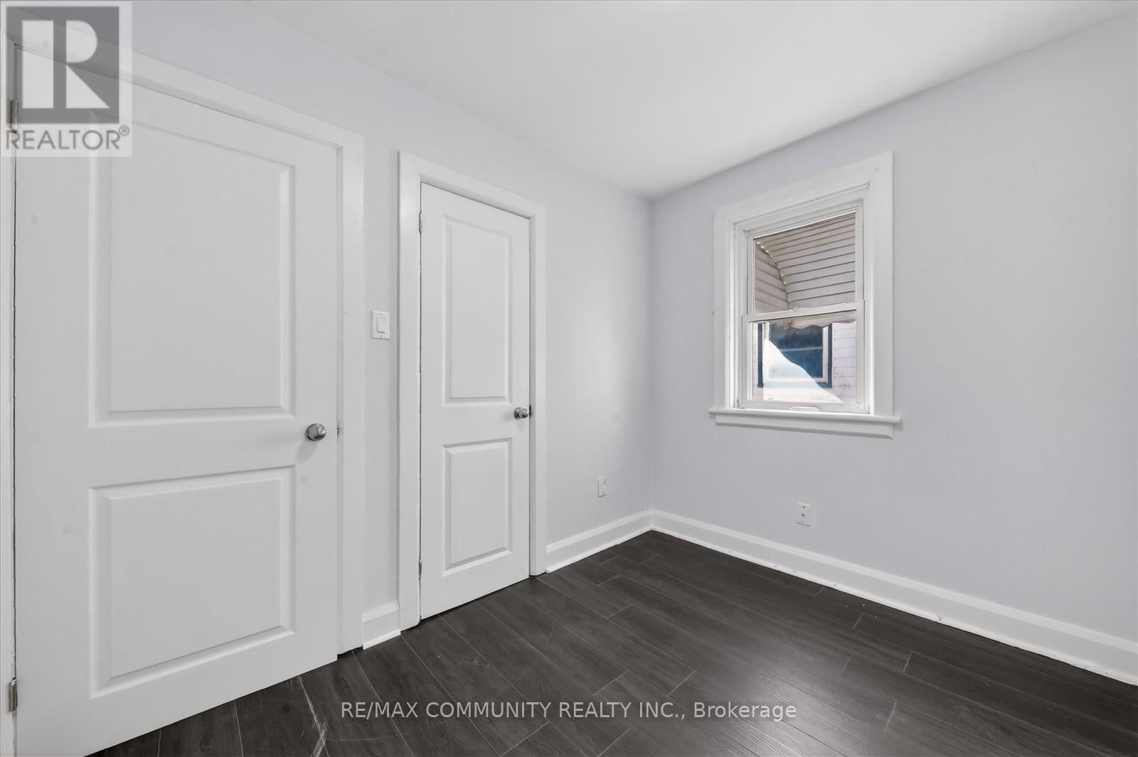 61 ADELAIDE STREET SOUTH Image 14