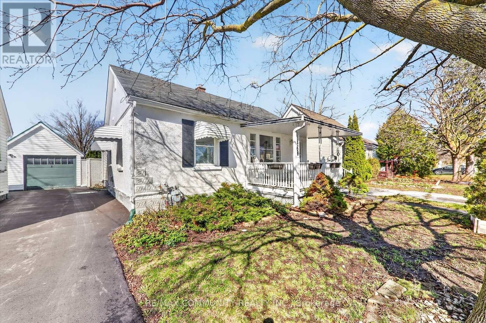 61 ADELAIDE STREET SOUTH Image 3