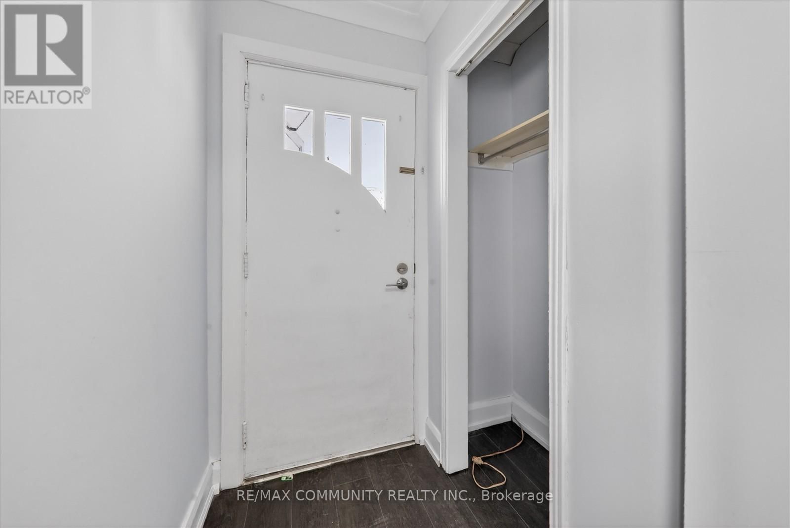 61 ADELAIDE STREET SOUTH Image 6