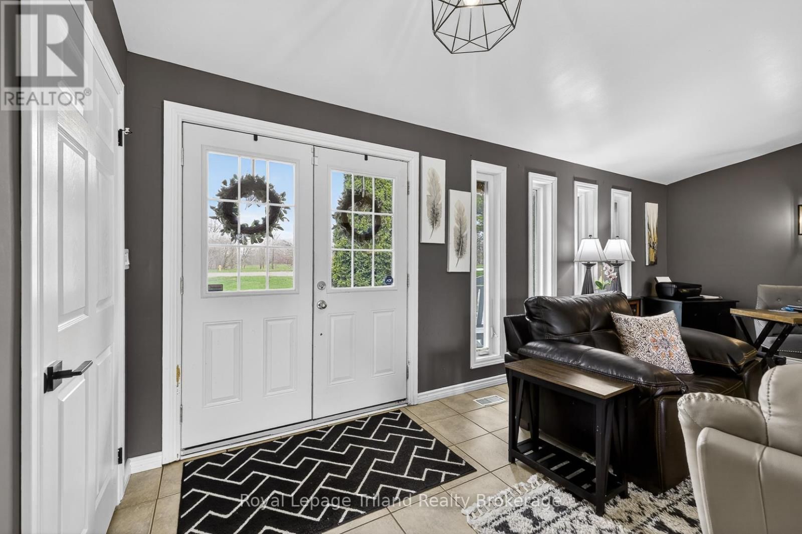 293 WHITING STREET Image 9