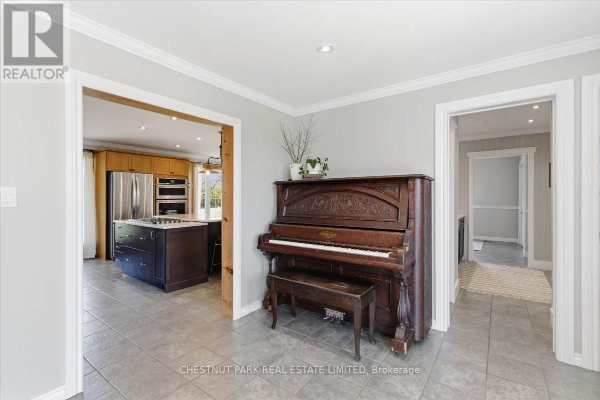 146 MASSASSAUGA ROAD Image 15