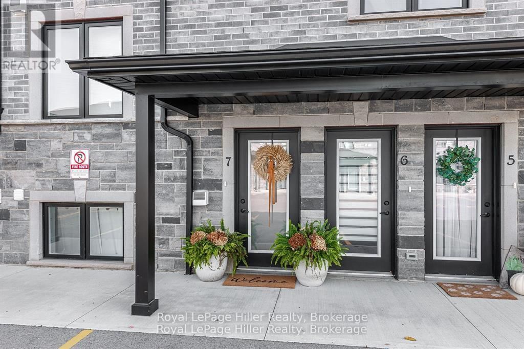 7 - 3192 VIVIAN LINE 37 LINE Image 1