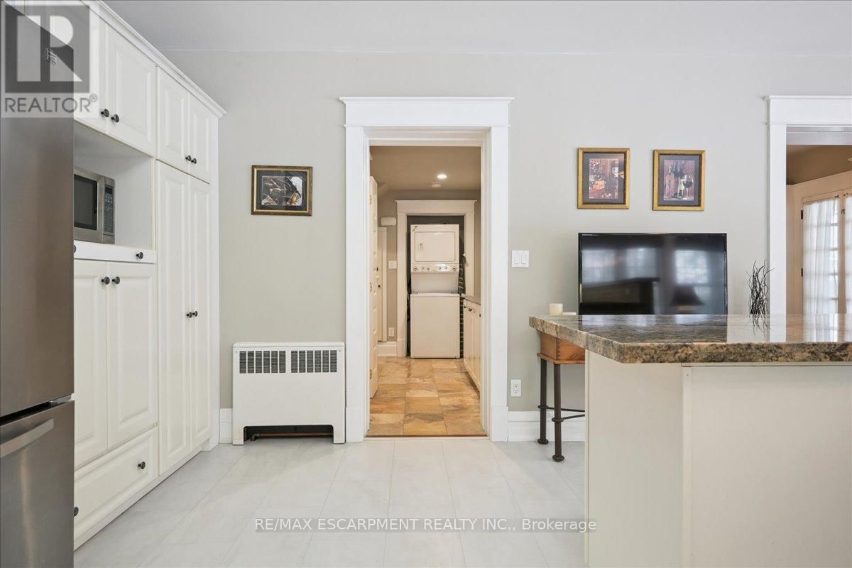 96 ONTARIO STREET Image 12