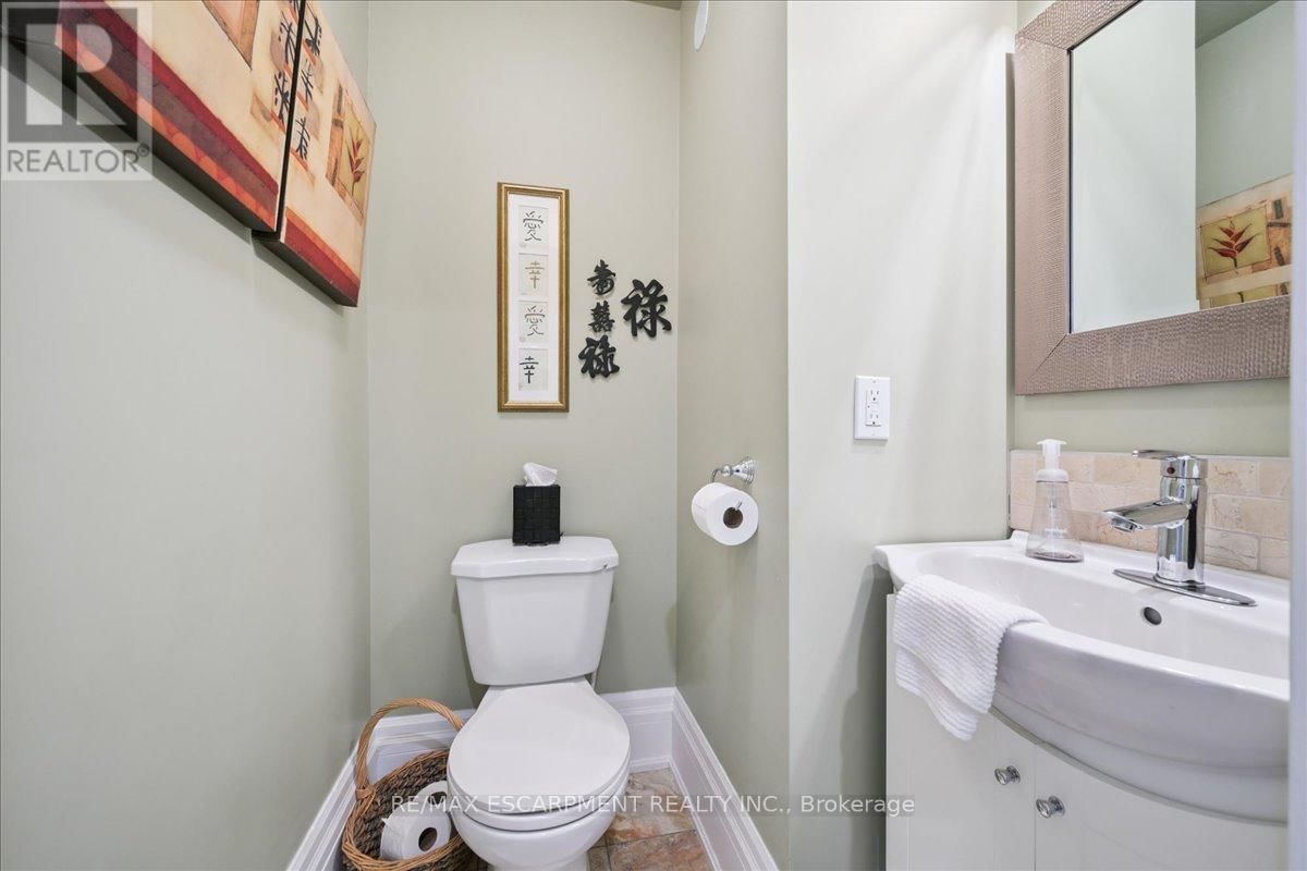 96 ONTARIO STREET Image 15