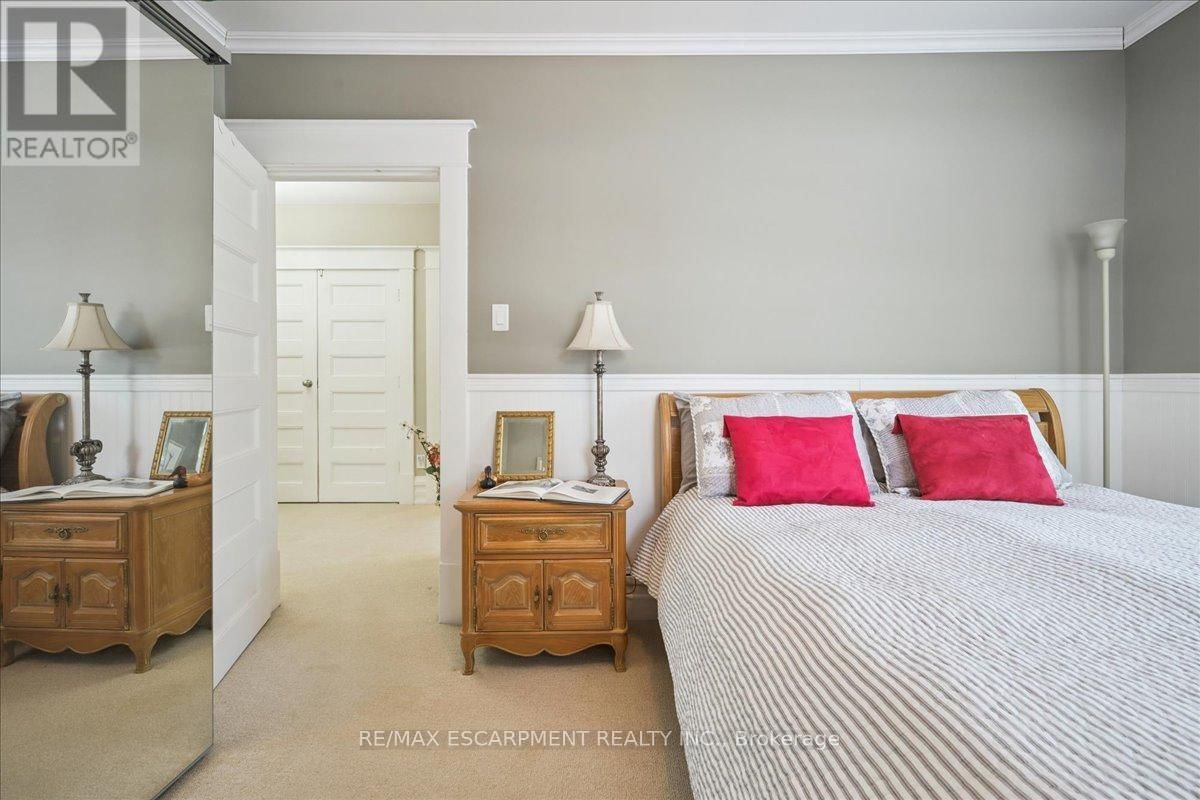 96 ONTARIO STREET Image 19