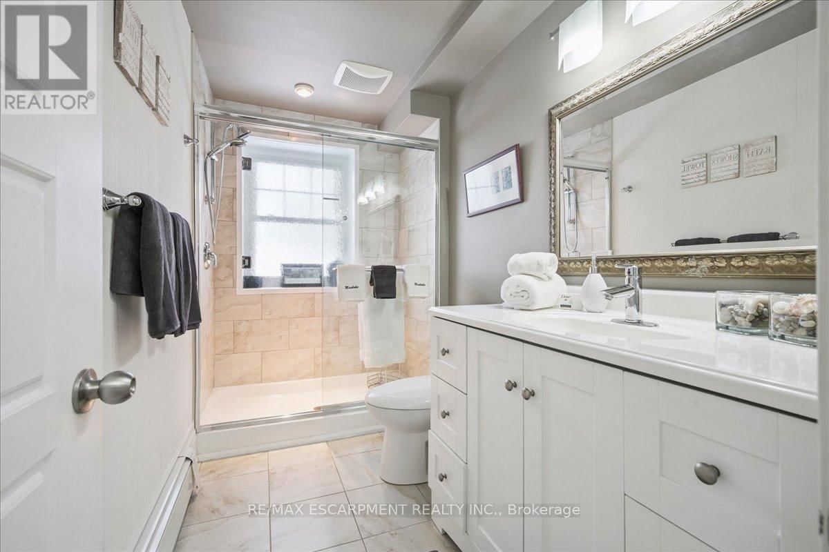 96 ONTARIO STREET Image 20