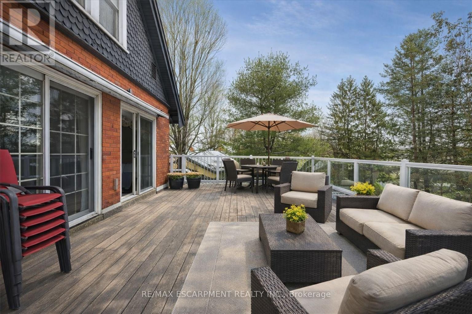 96 ONTARIO STREET Image 28