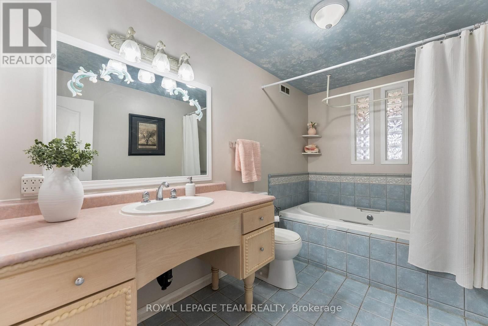 37 RAPID ROAD Image 25