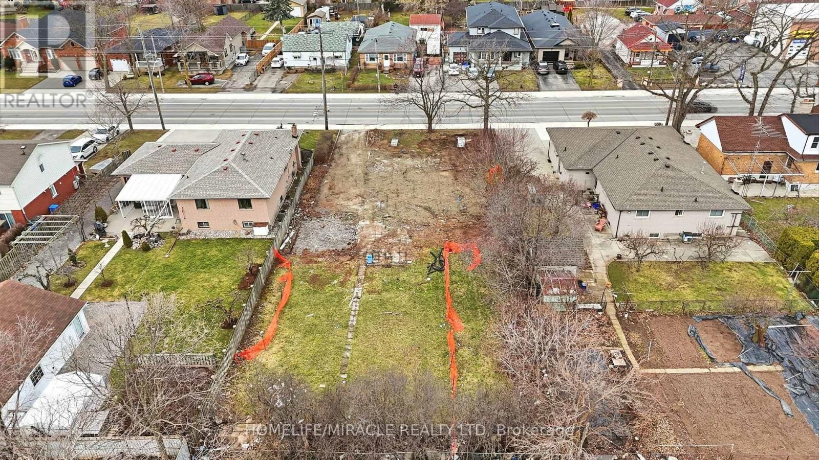 Part 1 - 290 DEWITT ROAD Image 6