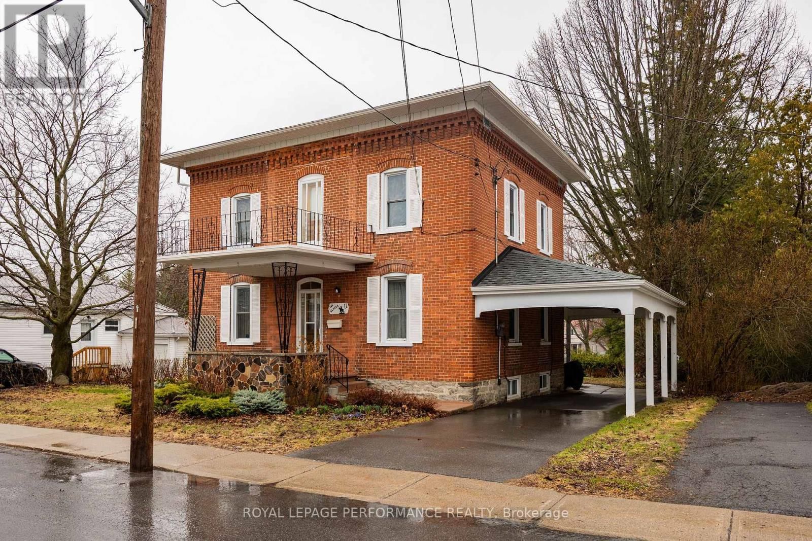 11 PETER STREET Image 1