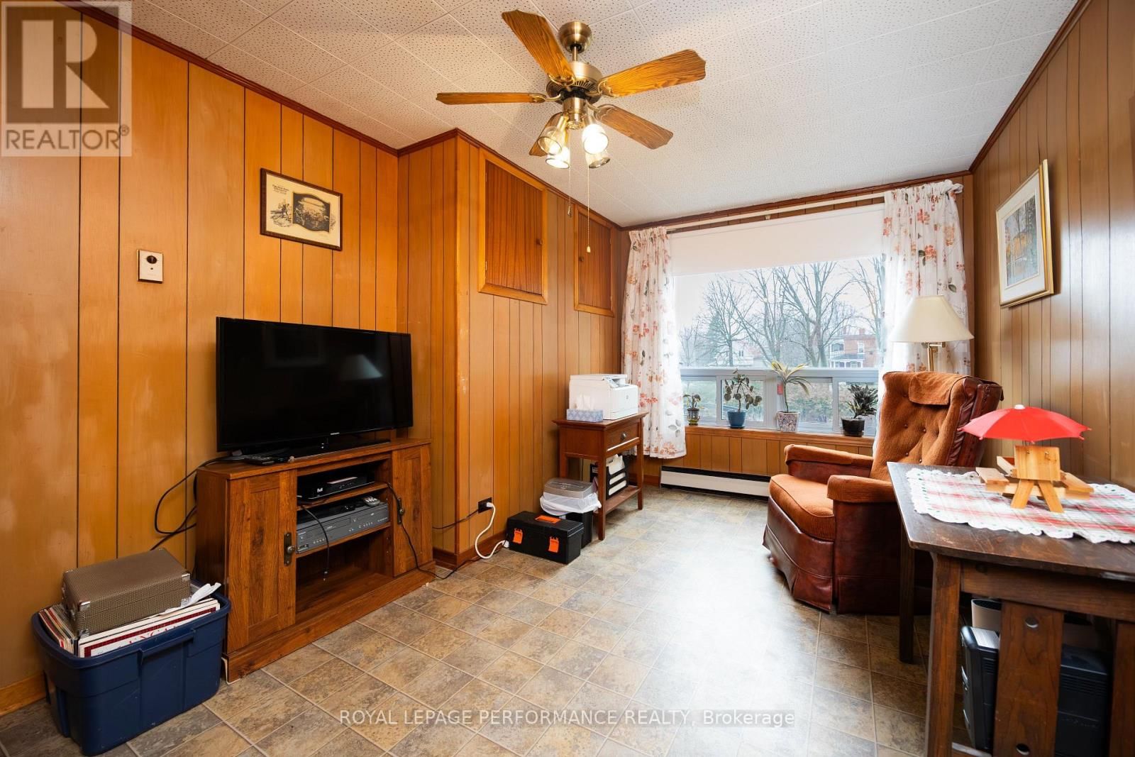 11 PETER STREET Image 16