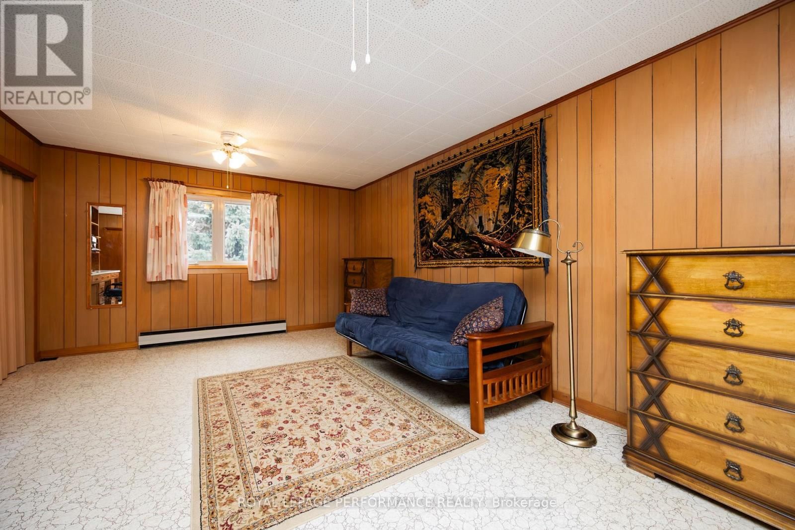 11 PETER STREET Image 24