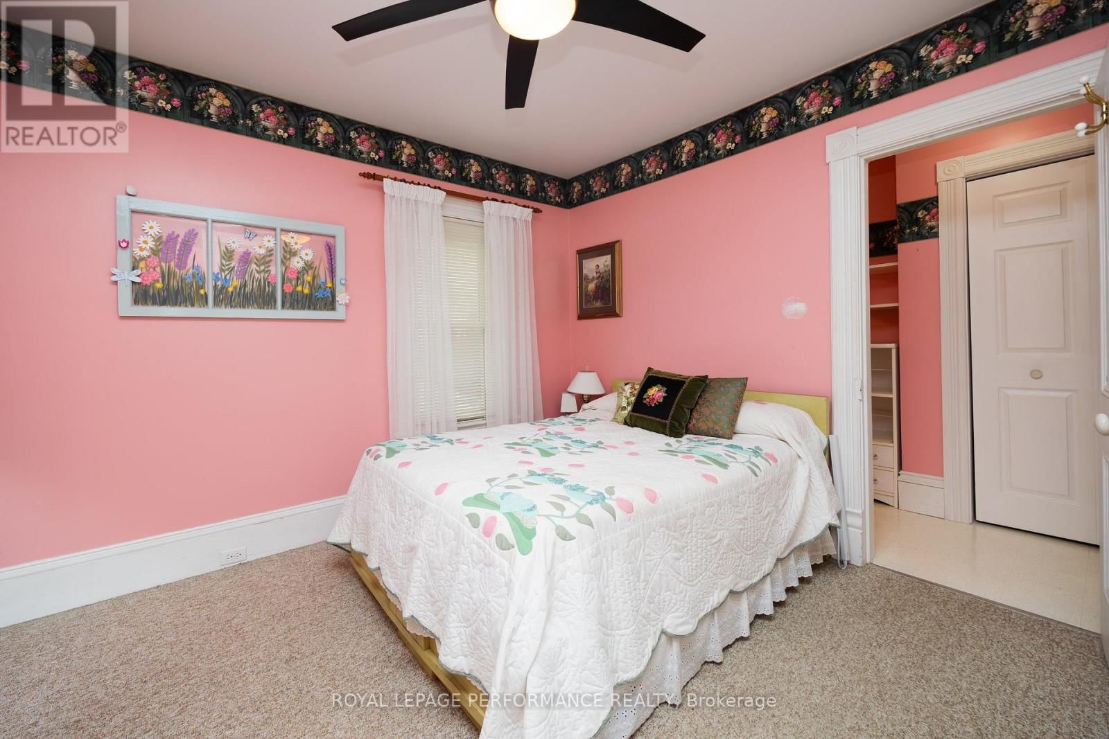 11 PETER STREET Image 33