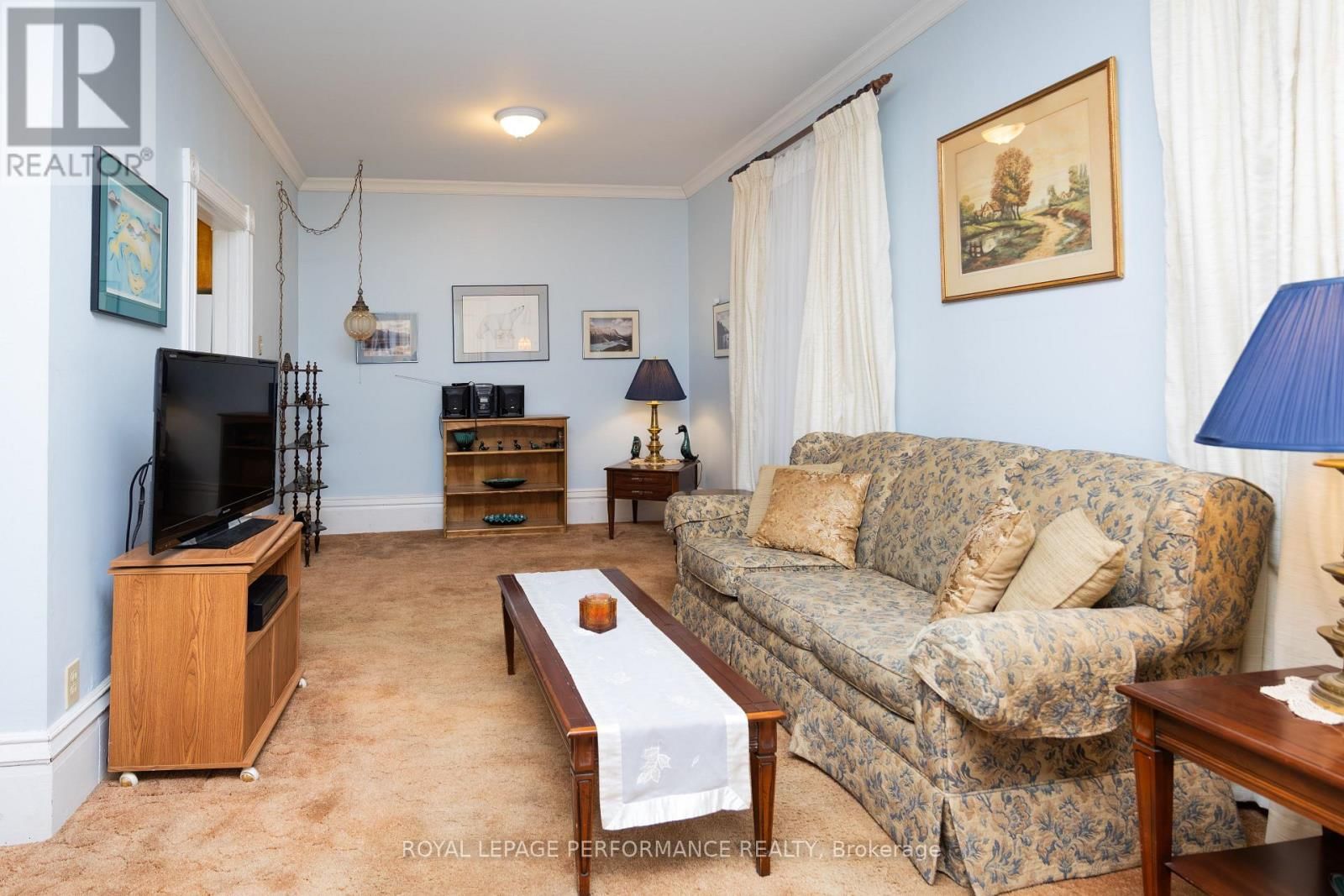 11 PETER STREET Image 5