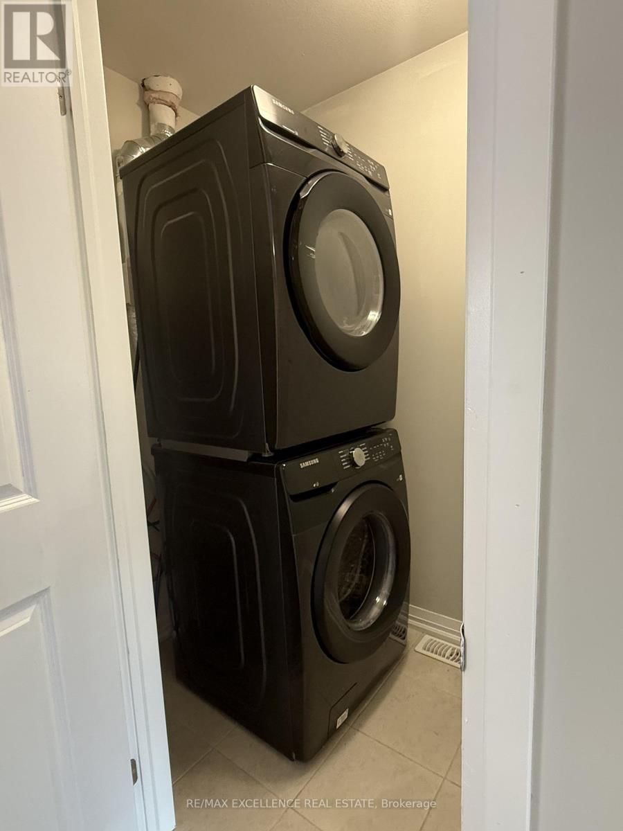 22 BUR OAK DRIVE Image 11