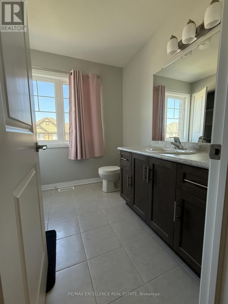 22 BUR OAK DRIVE Image 12