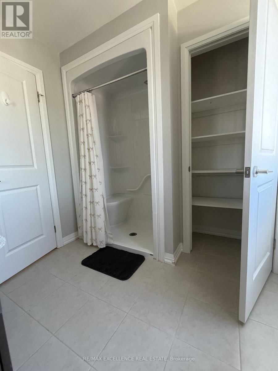 22 BUR OAK DRIVE Image 14