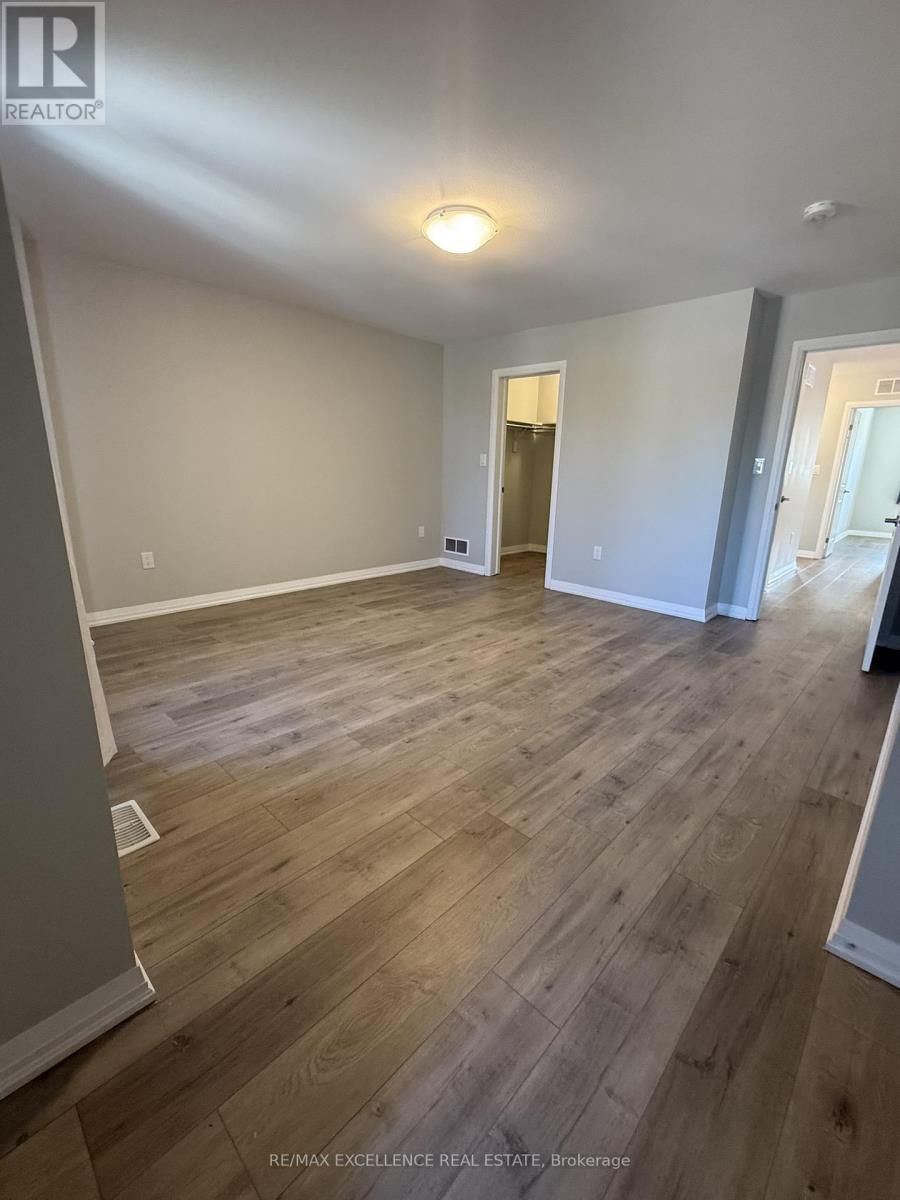 22 BUR OAK DRIVE Image 19