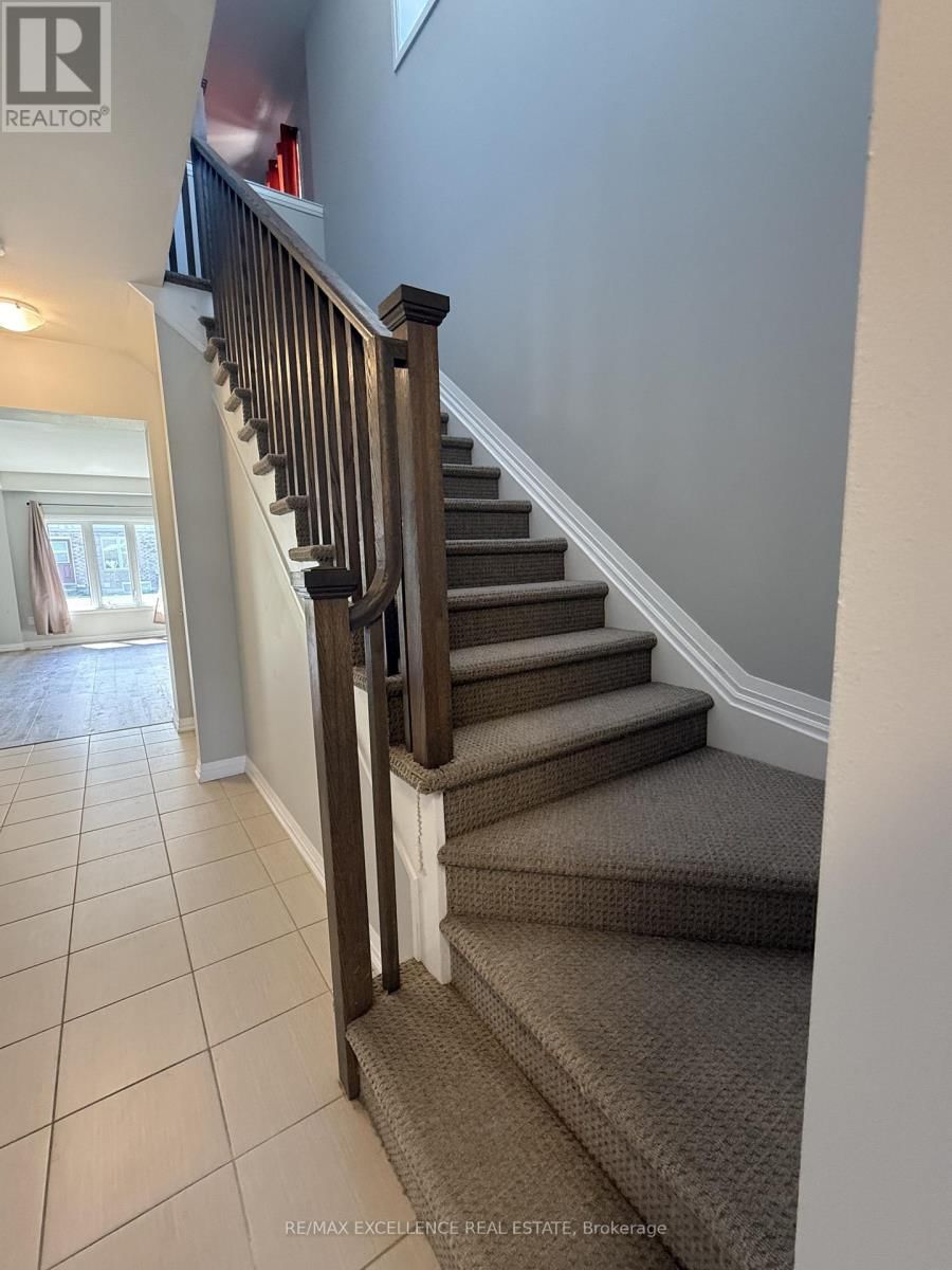 22 BUR OAK DRIVE Image 7